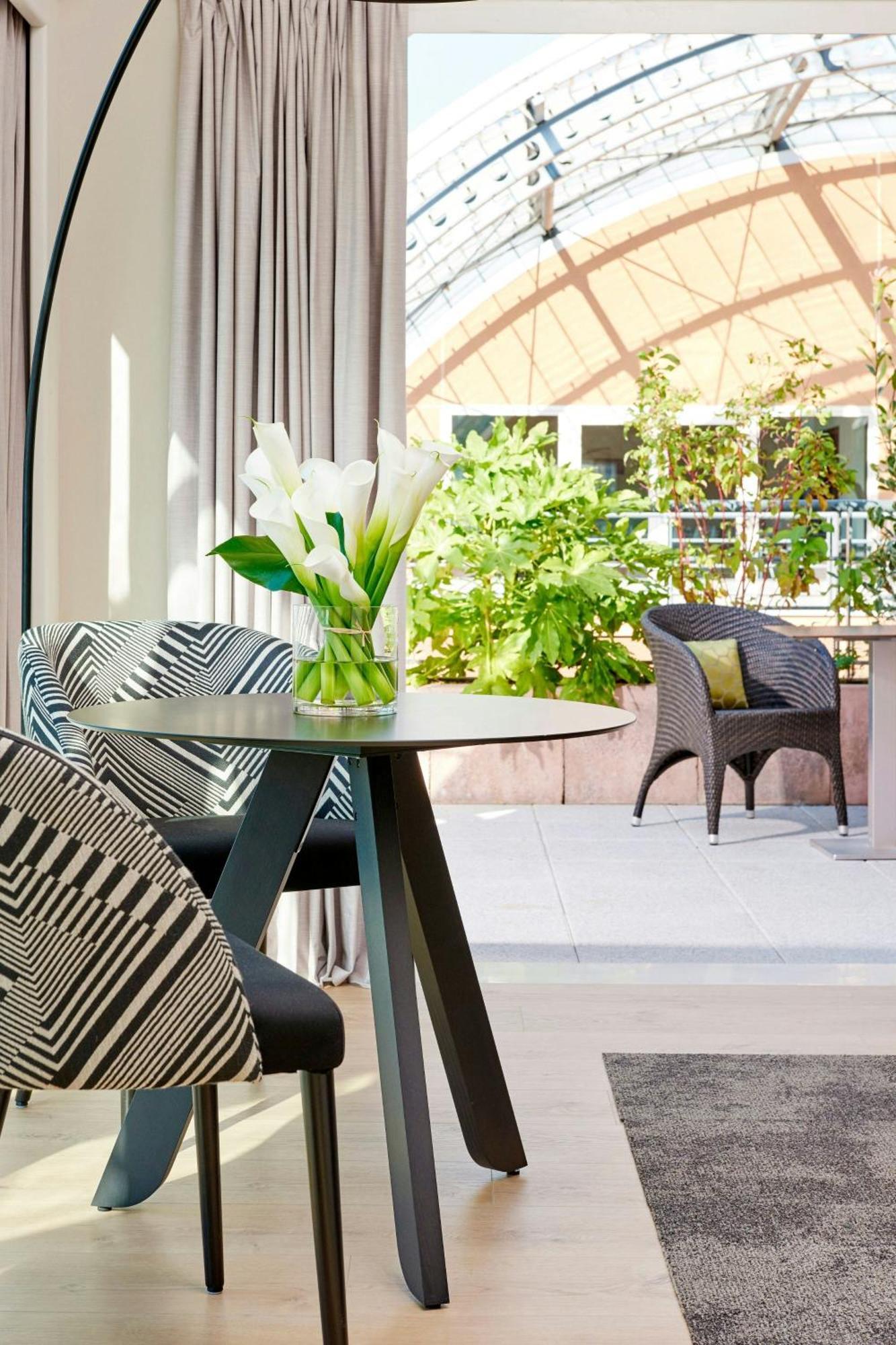 Lyon Marriott Hotel Cité Internationale Exterior foto